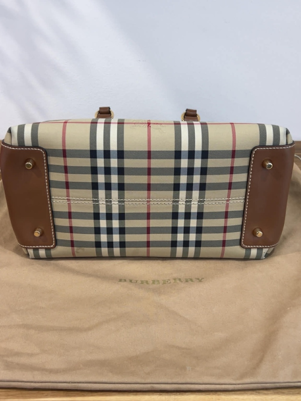 Authentic Burberry Horseferry Crossbody bag - Picture 6 of 13